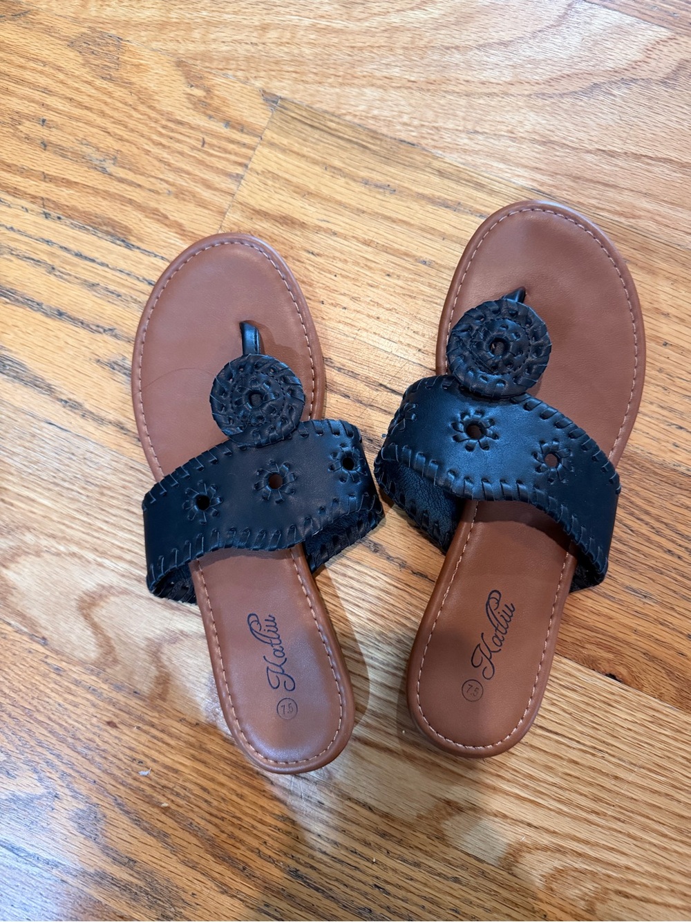 Black dressy flip flop sandals size 7.5